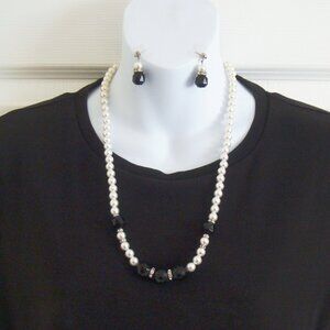 Earrings & Necklace Set Faux Pearls Black Beads Diamante Spacers Classic